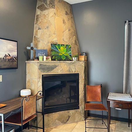 Sunset Suite - Cave Creek Guest Suites Екстериор снимка
