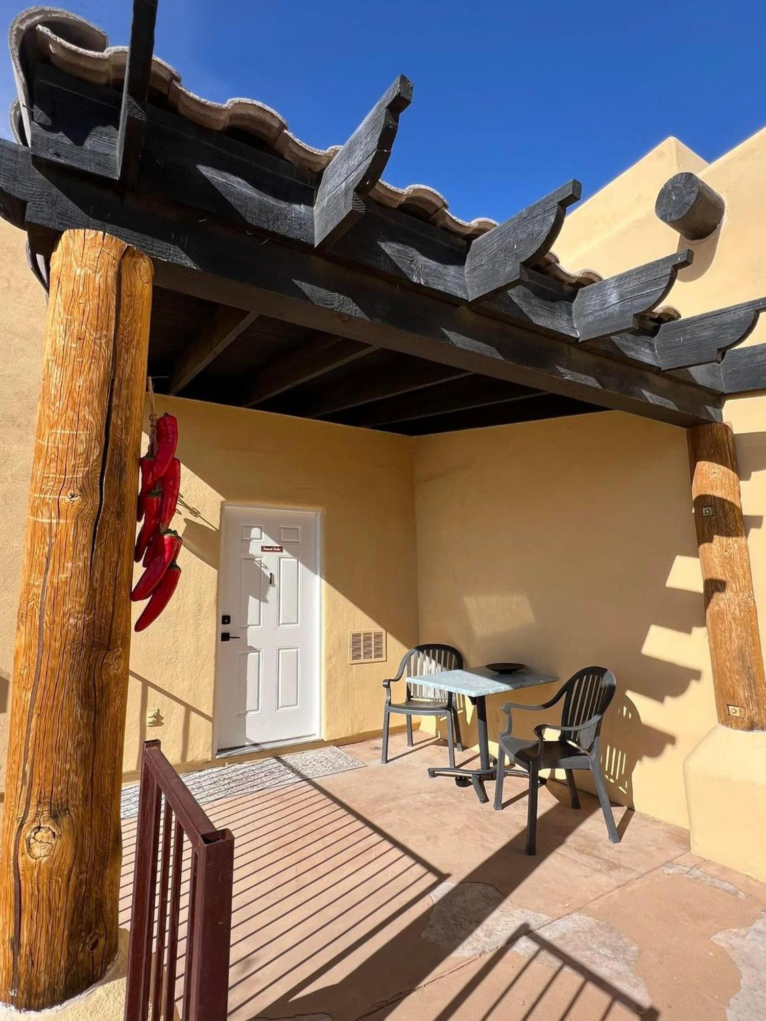 Sunset Suite - Cave Creek Guest Suites Екстериор снимка